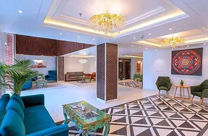 Anuttara, Boudha 4*