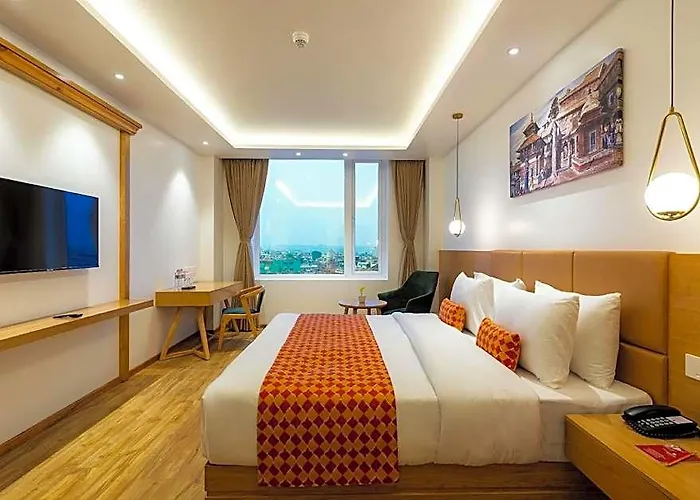 Anuttara, Boudha Hotel