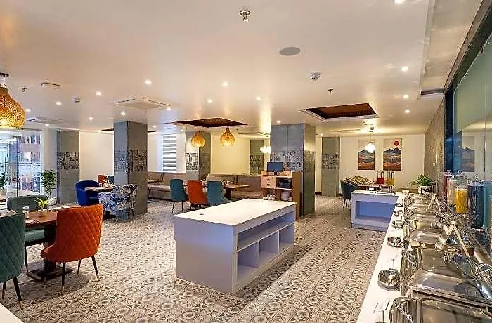 Anuttara, Boudha Hotel 4*